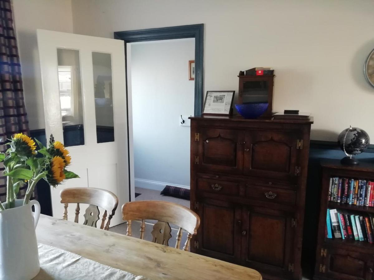 Cosy Spacious 2-Bed Cottage In Watchet Somerset Eksteriør bilde